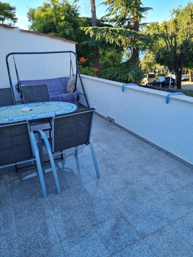 Apartment Pejnovic Malinska Bagian luar foto